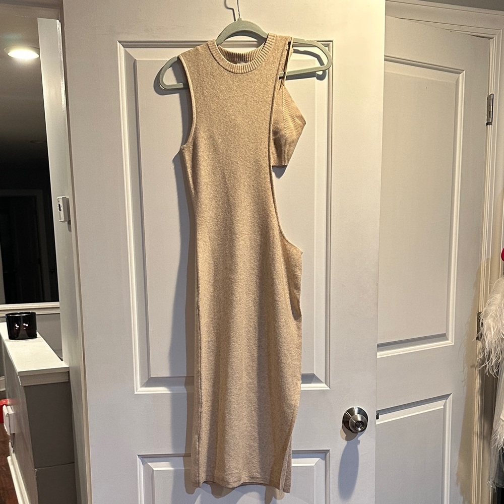 Sleeveless Beige Knit Dress